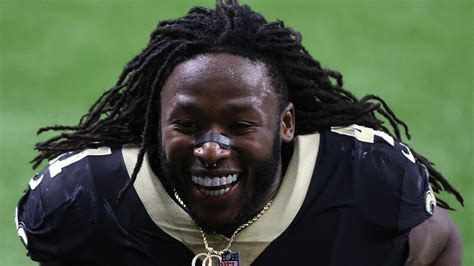 Alvin kamara grill - Aug 8, 2018 · Alvin Kamara knew it was time to go. He spent this muggy Atlanta day entertaining spectators at his friend Quavo's star-studded flag football game , "Huncho Day of the NAWF," by scoring the first ... 